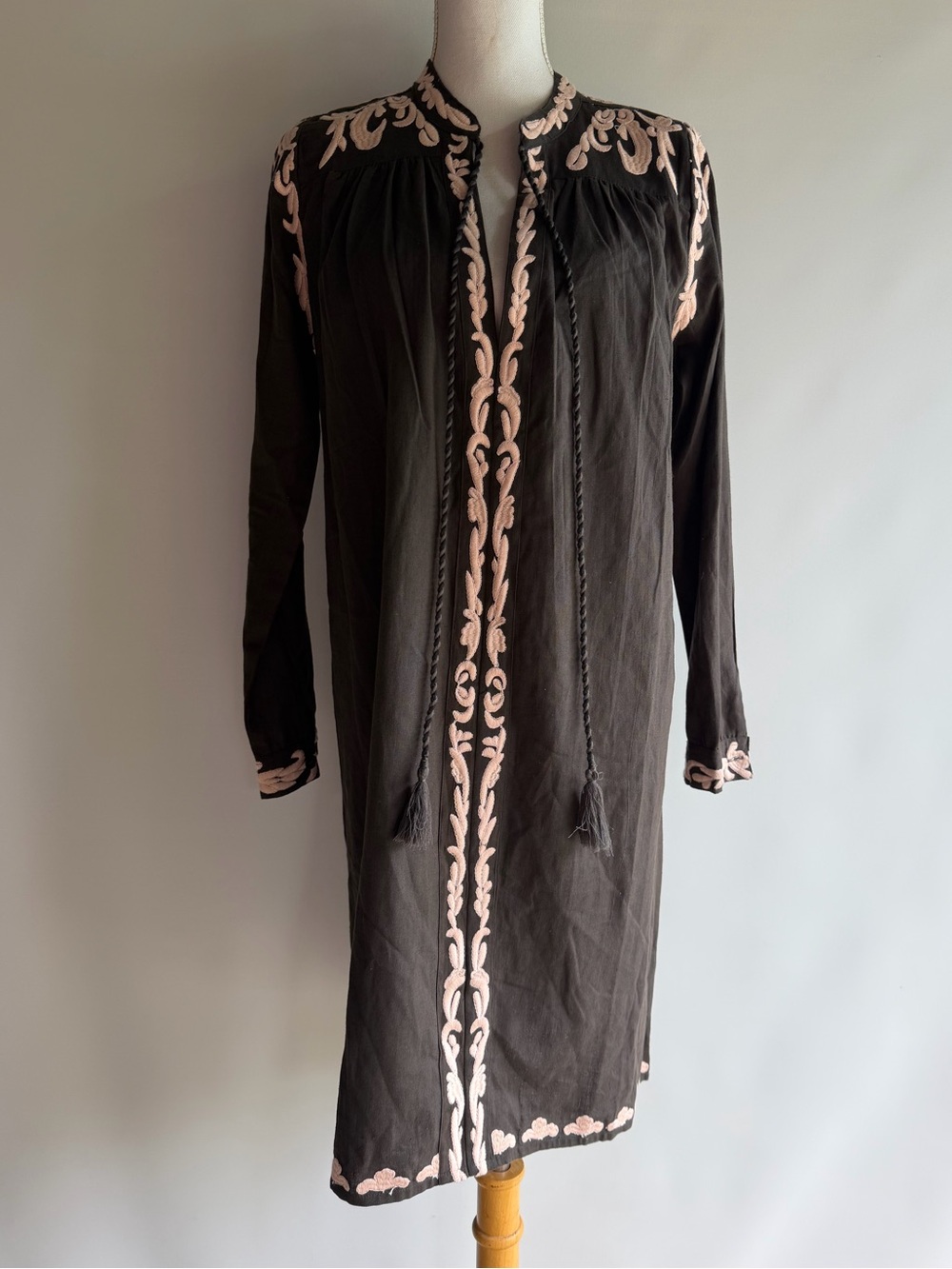 NWT RAGA Embroidered Tunic Dress - sz S